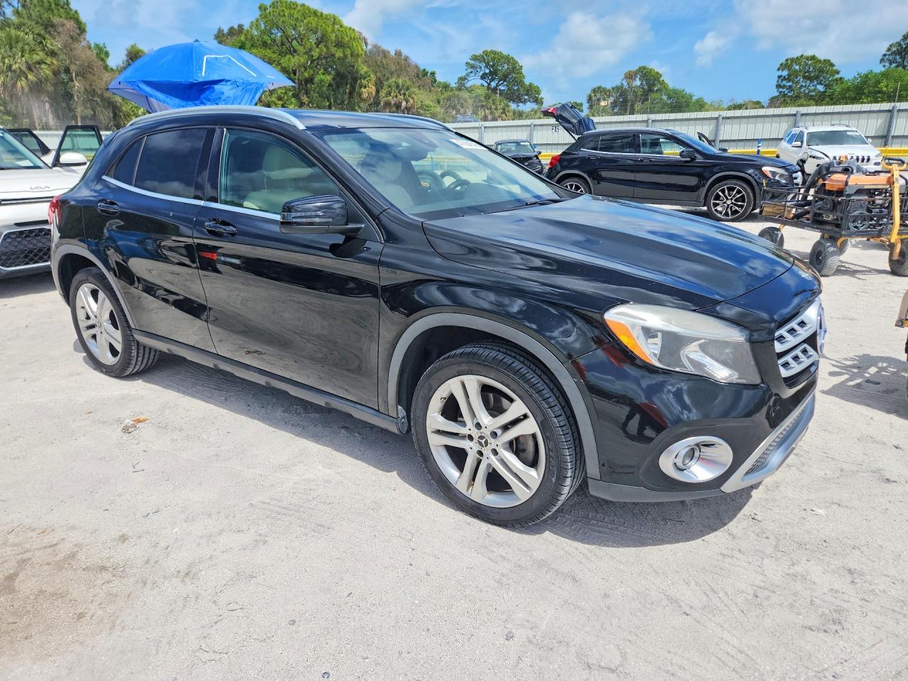 2018 Mercedes-Benz Gla 250 - zdjęcie 4