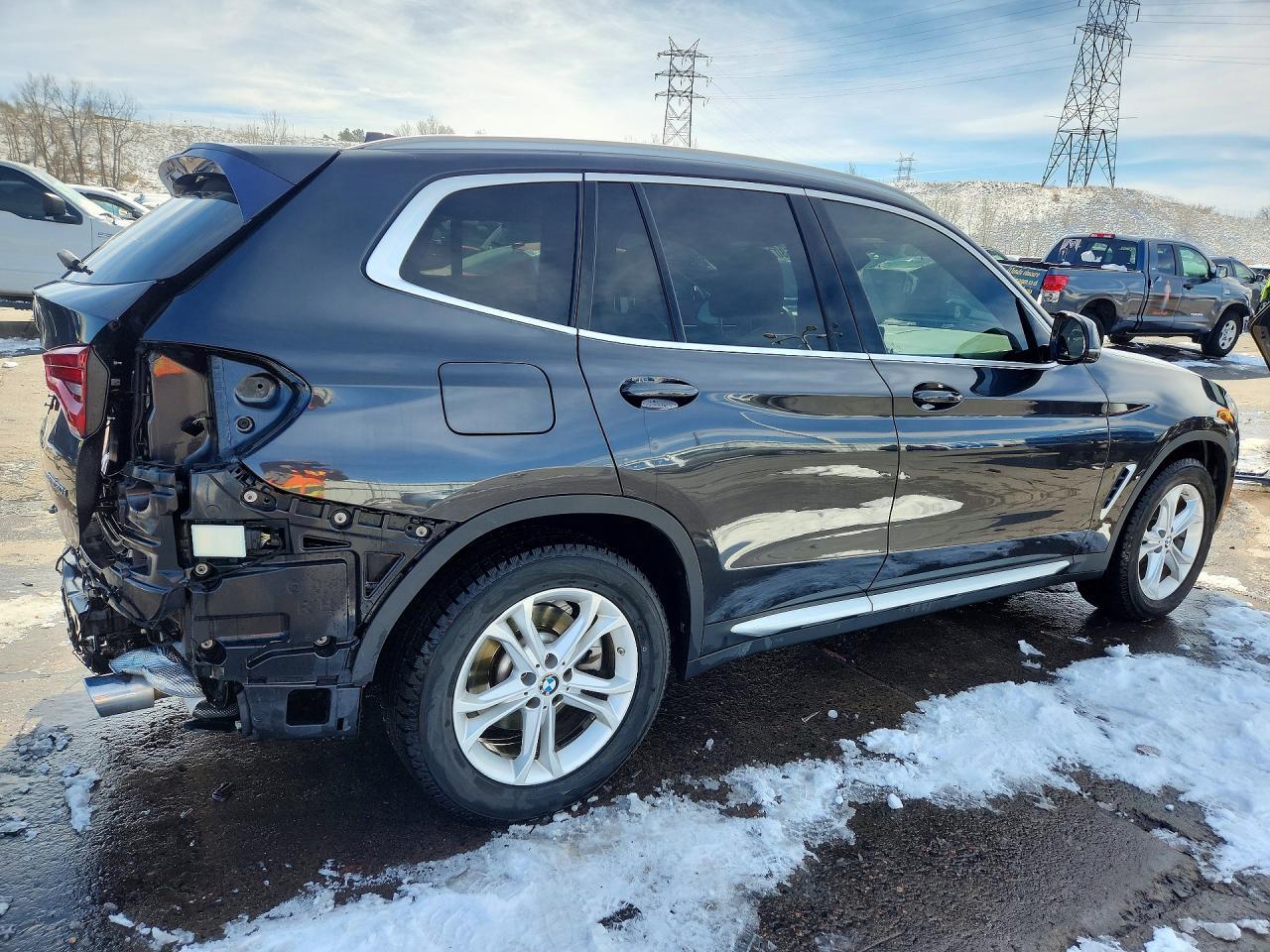 2021 BMW X3 xDrive30I - zdjęcie 3