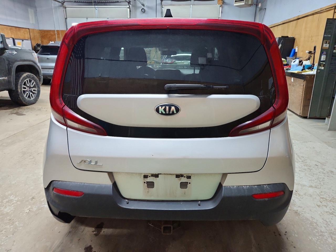 2021 Kia Soul Lx - zdjęcie 6