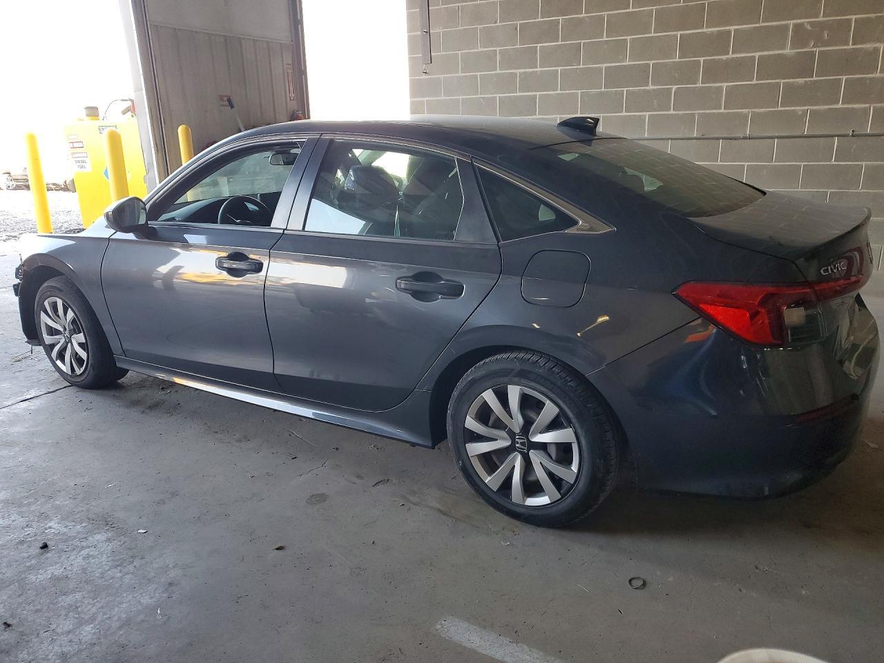 2022 Honda Civic Lx - zdjęcie 2