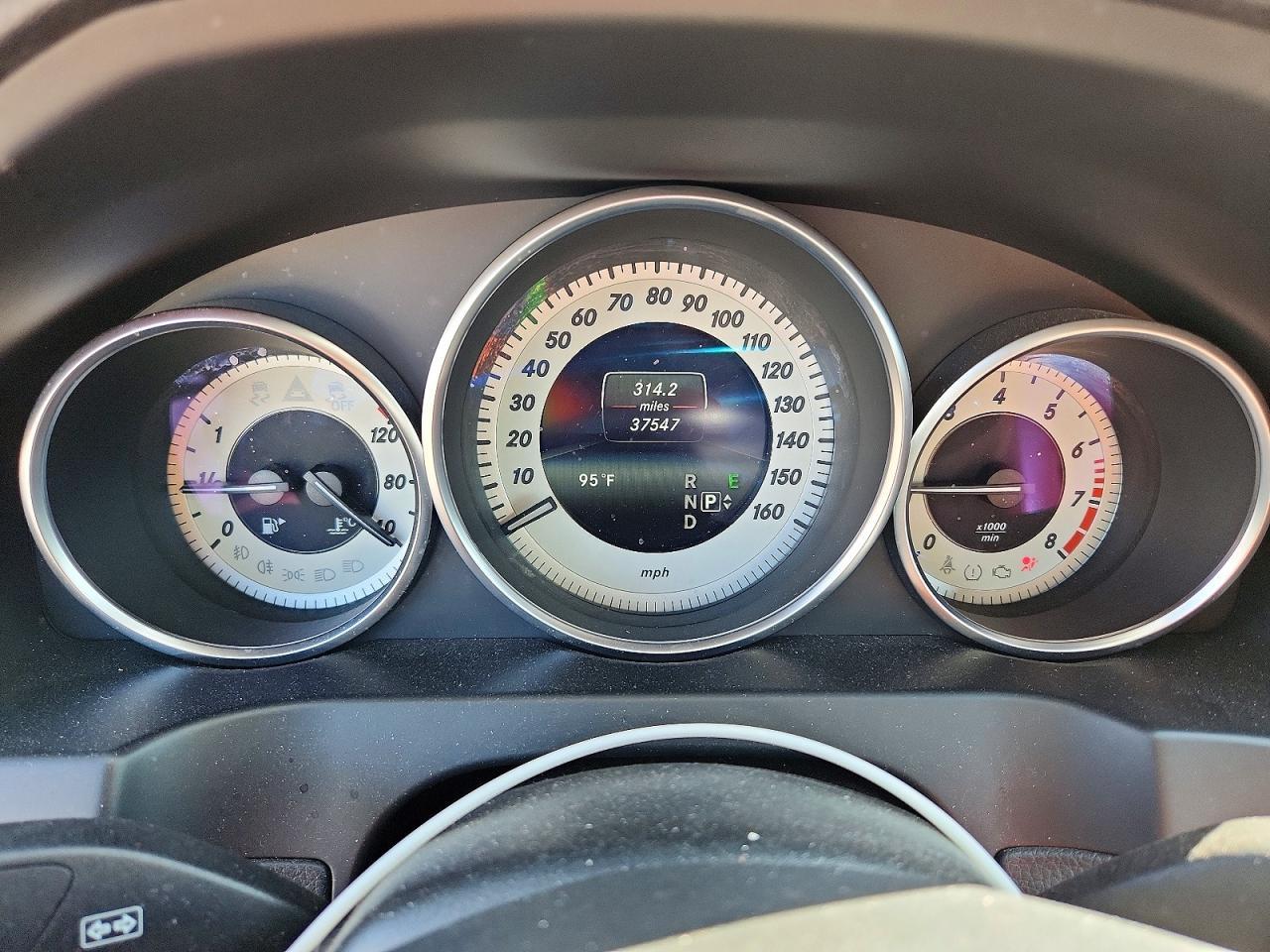 2015 Mercedes-Benz E 400 - zdjęcie 9