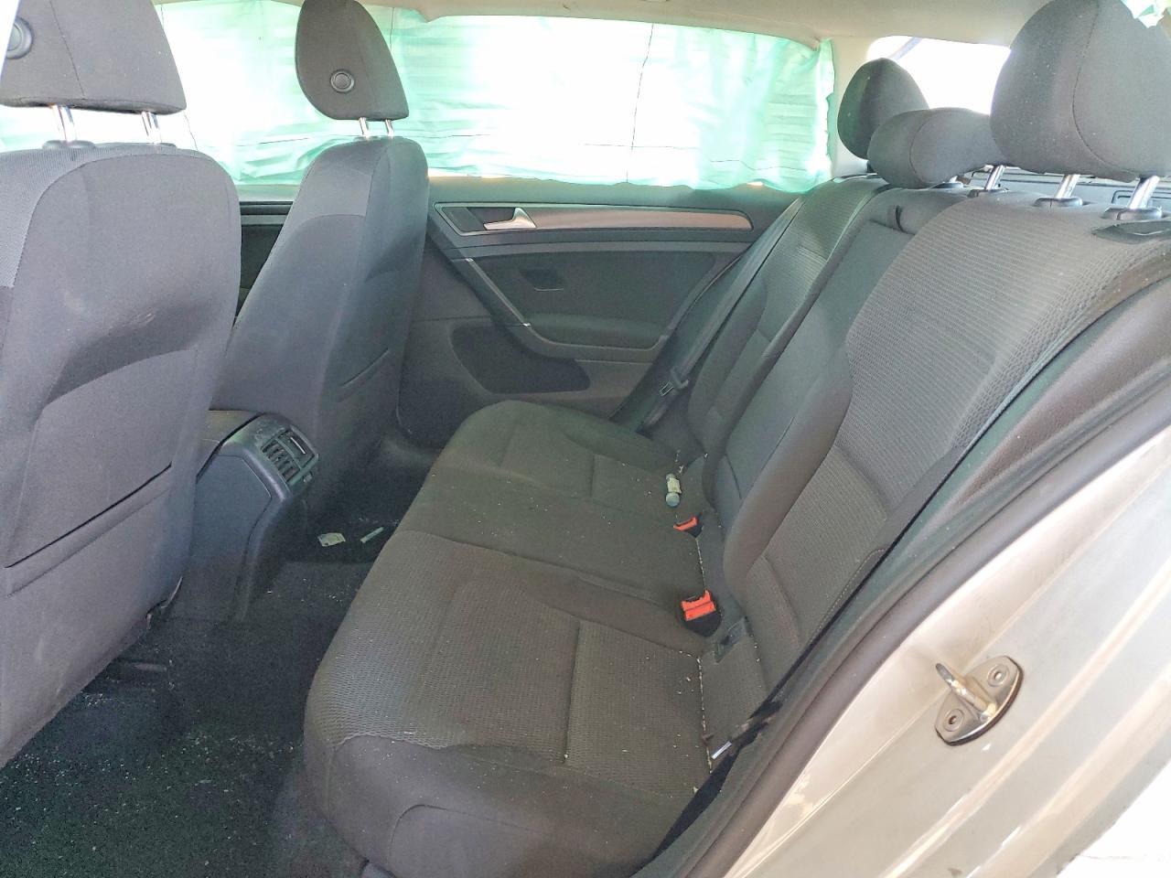 2019 Volkswagen Golf Sportwagen S - zdjęcie 10