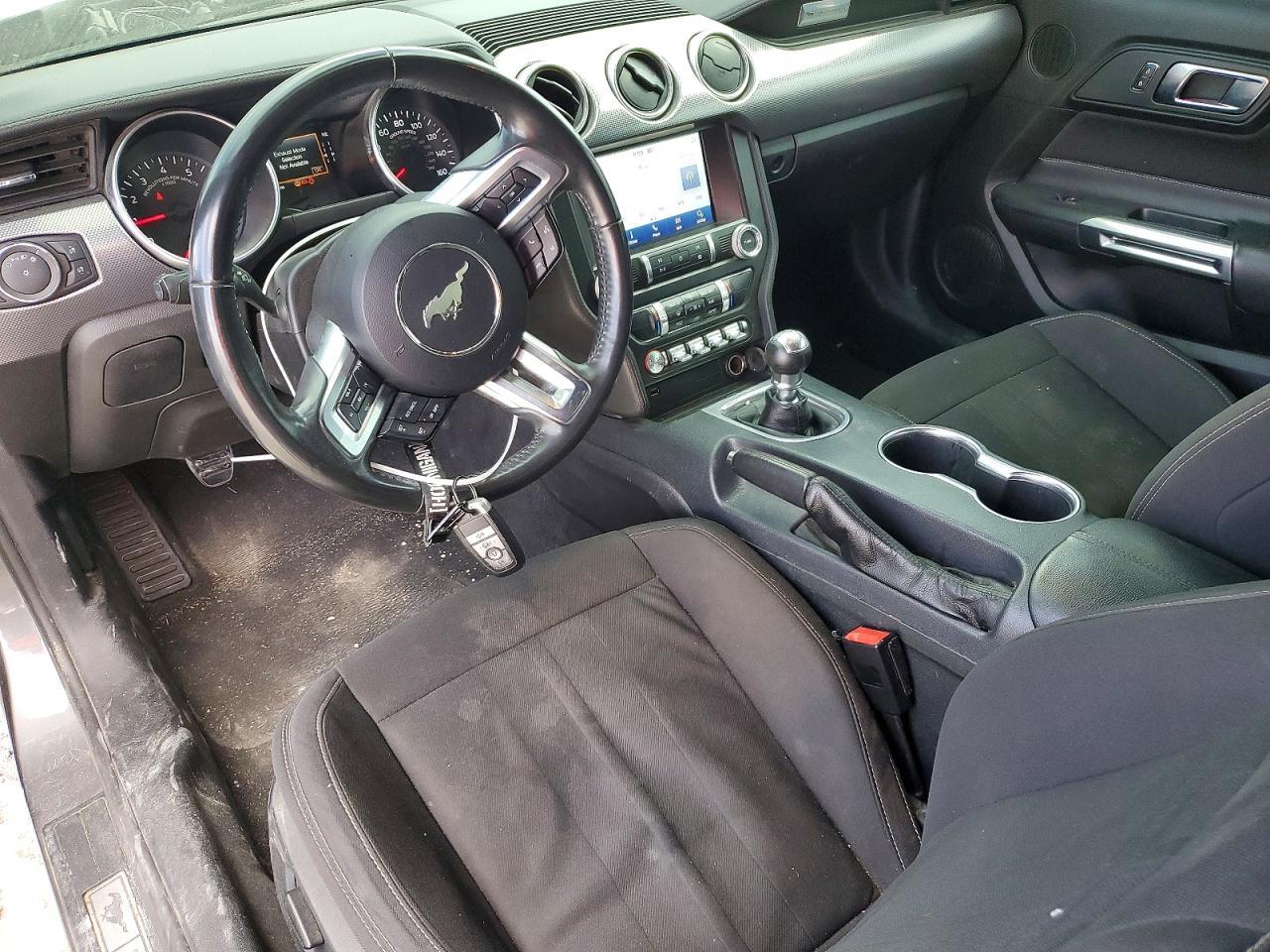 2021 Ford Mustang Gt - zdjęcie 8