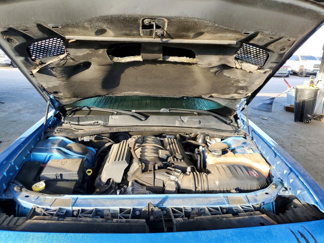 2016 Dodge Challenger R - zdjęcie 11