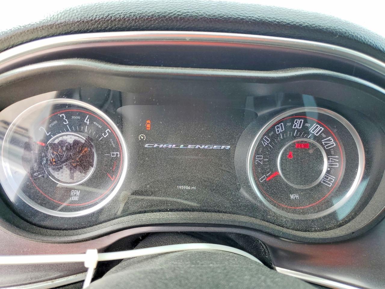 2015 Dodge Challenger Sxt - zdjęcie 9
