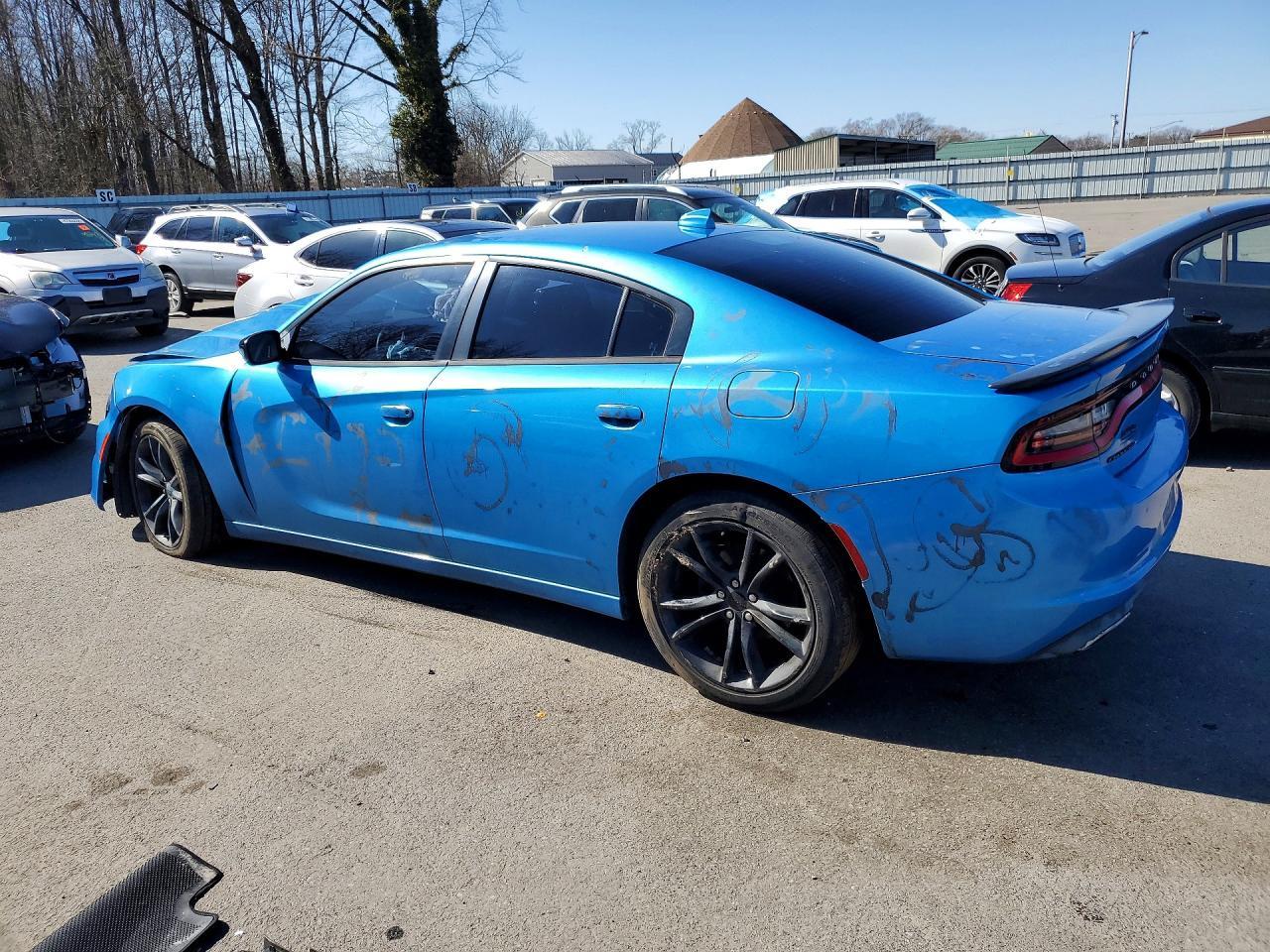 2016 Dodge Charger Sxt - zdjęcie 2