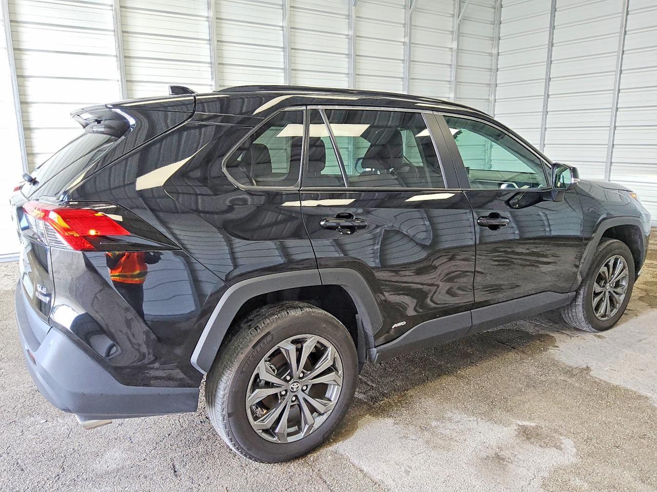 2022 Toyota Rav4 Hybrid Xle Premium - zdjęcie 3