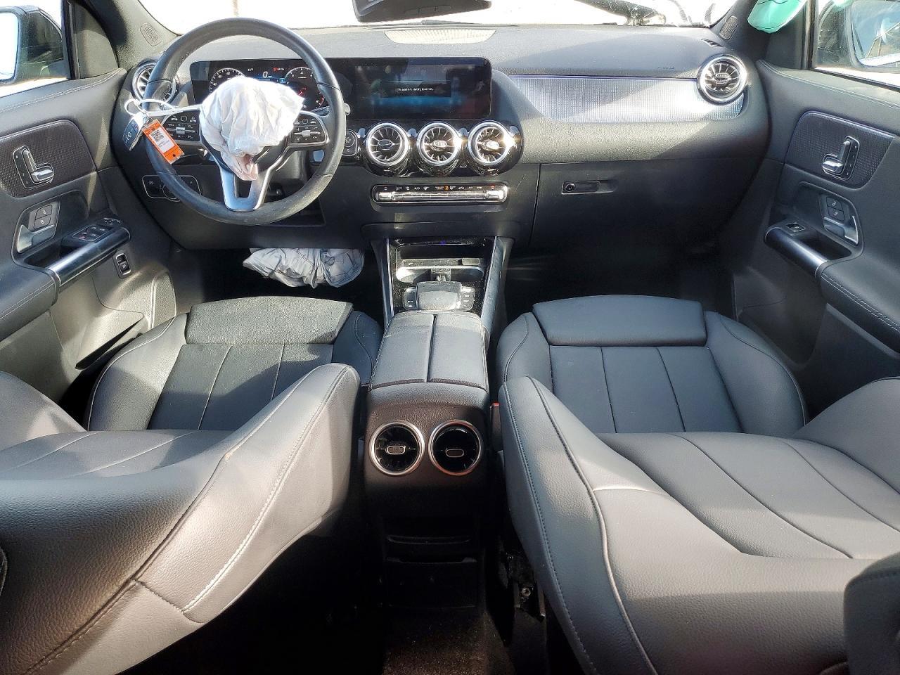 2023 Mercedes-Benz Gla 250 - zdjęcie 8