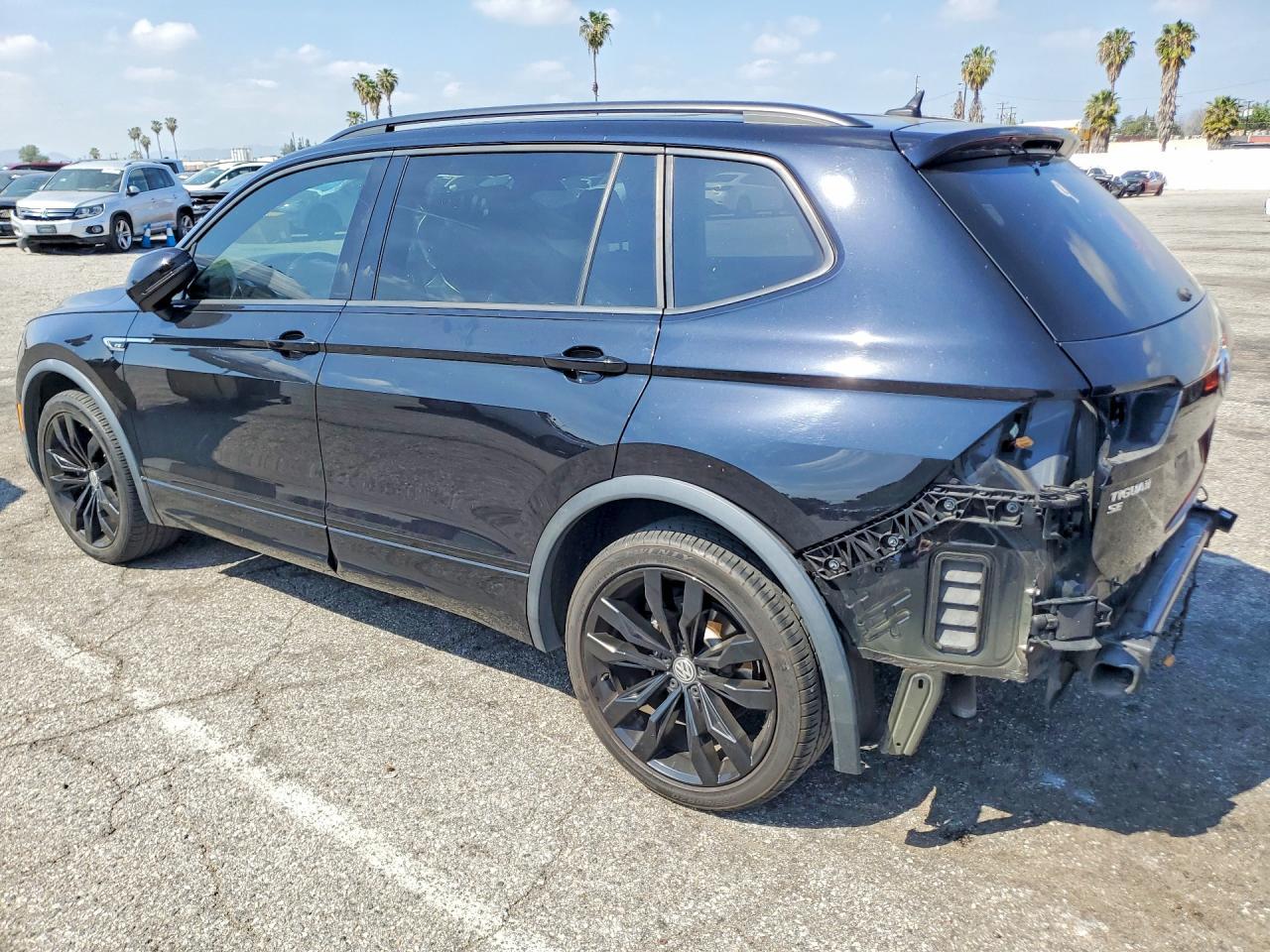 2021 Volkswagen Tiguan Se - zdjęcie 2