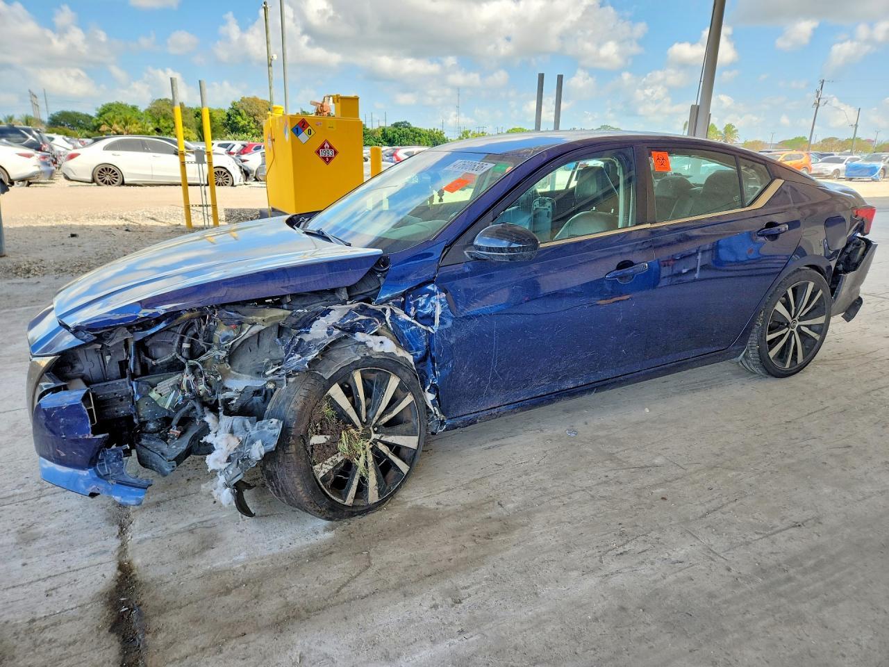 2021 Nissan Altima 2.5 Sr - zdjęcie główne