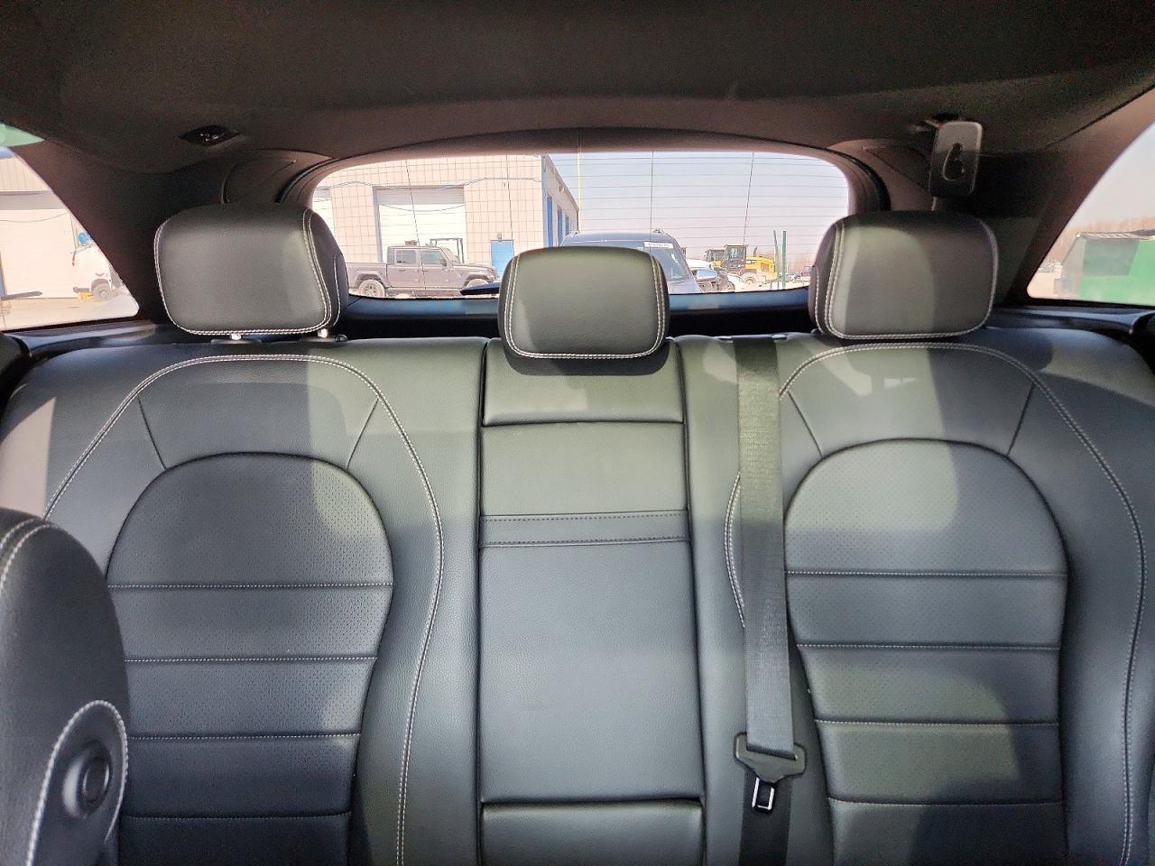 2020 Mercedes-Benz Glc 300 4Matic - zdjęcie 10