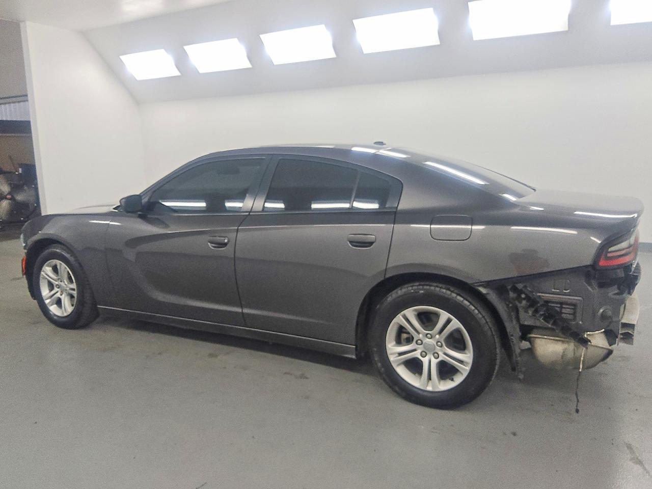 2021 Dodge Charger Sxt - zdjęcie 2