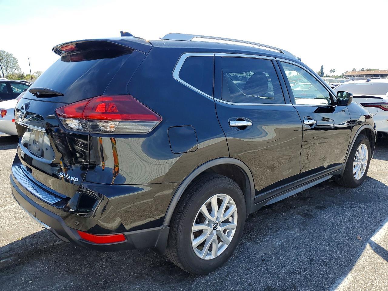 2020 Nissan Rogue Sv - zdjęcie 3