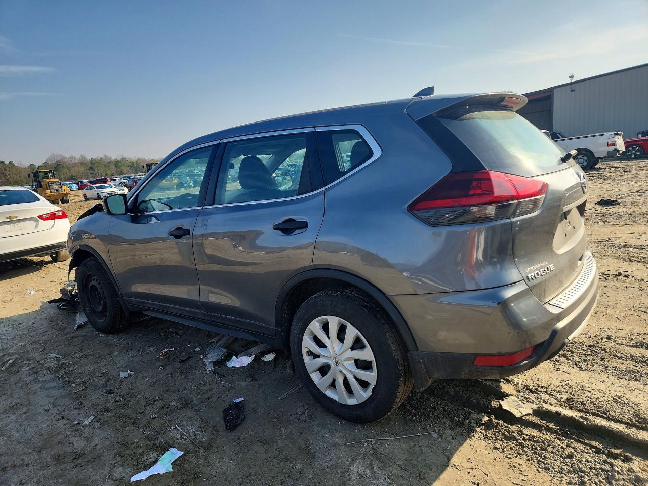 2018 Nissan Rogue S - zdjęcie 2