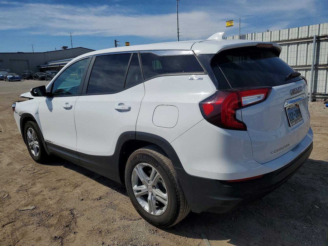 2024 GMC Terrain Sle - zdjęcie 2