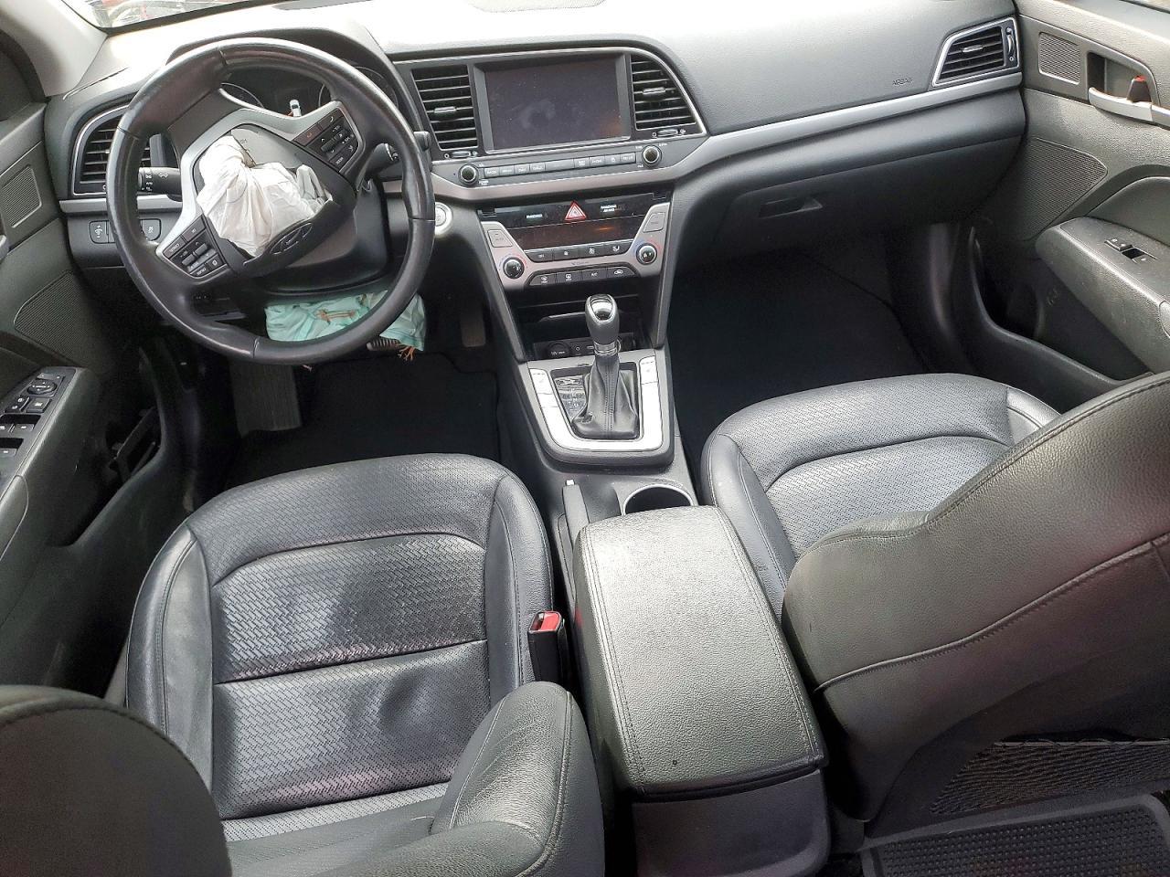 2017 Hyundai Elantra Limited - zdjęcie 8