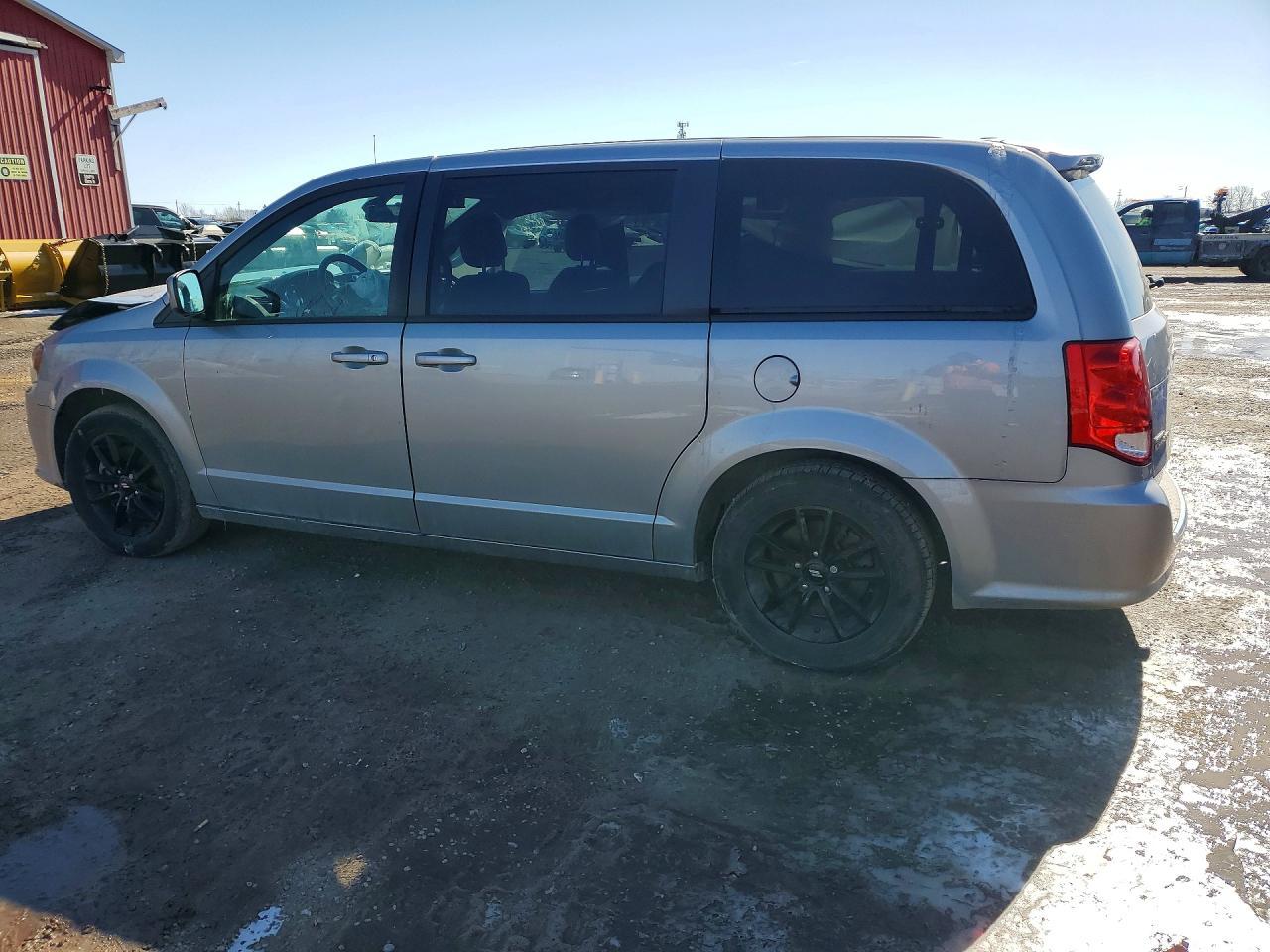 2020 Dodge Grand Caravan Gt - zdjęcie 2