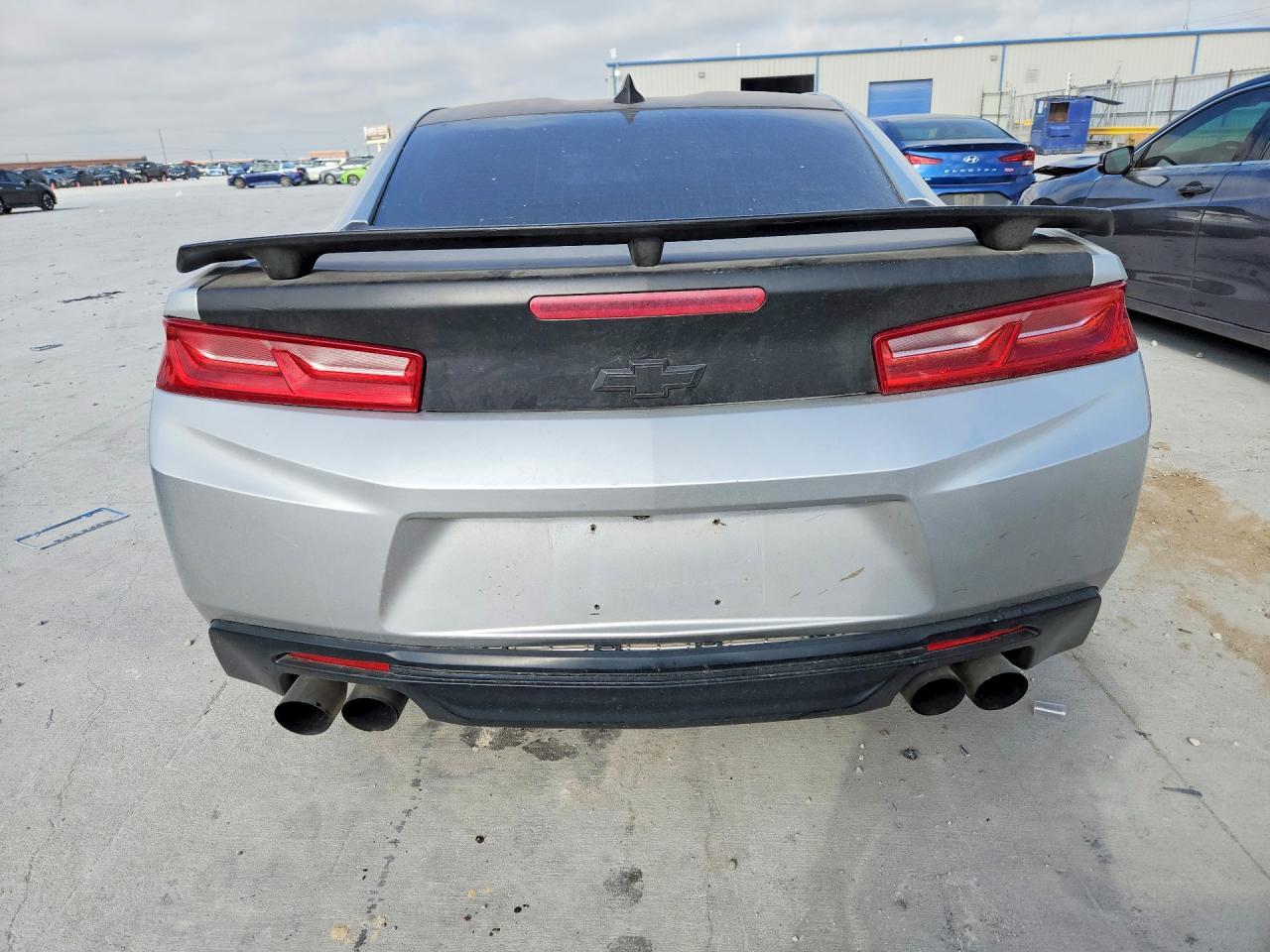 2016 Chevrolet Camaro Lt - zdjęcie 6