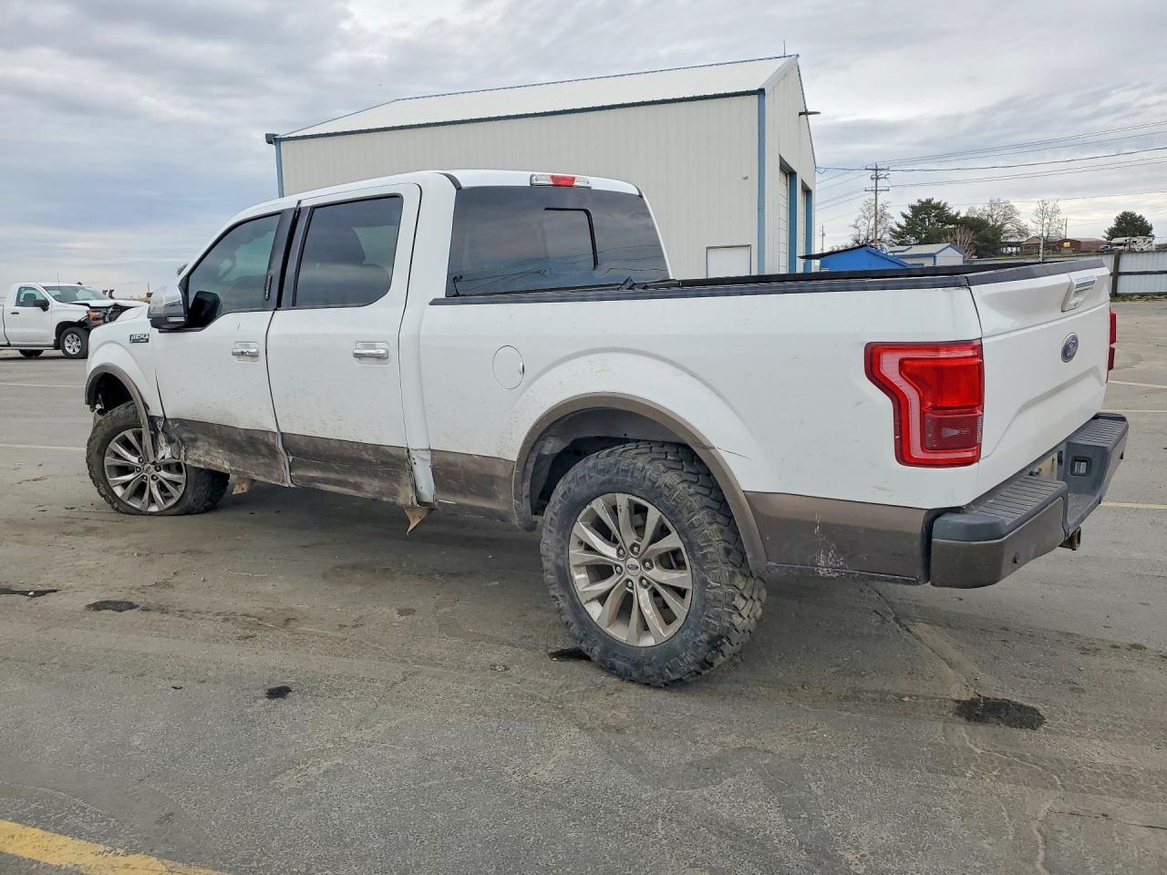 2016 Ford F150 Supercrew - zdjęcie 2