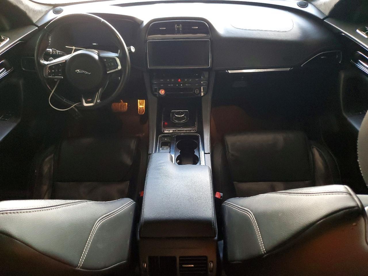 2019 Jaguar F-Pace S V6 - zdjęcie 8