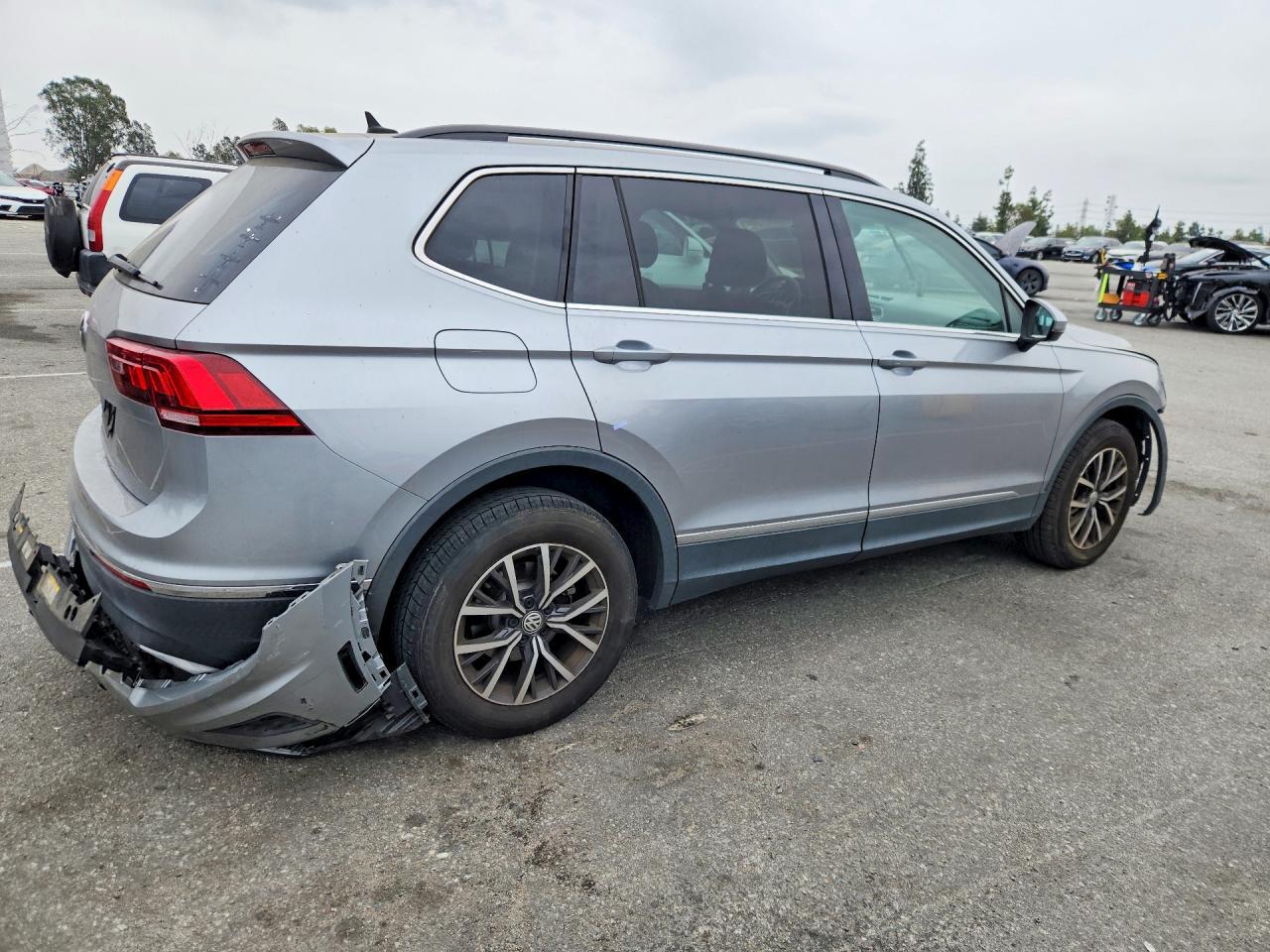 2020 Volkswagen Tiguan Se - zdjęcie 3