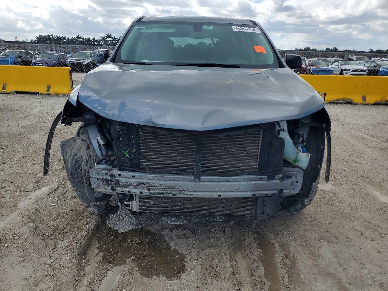 2021 Chevrolet Traverse Ls - zdjęcie 5