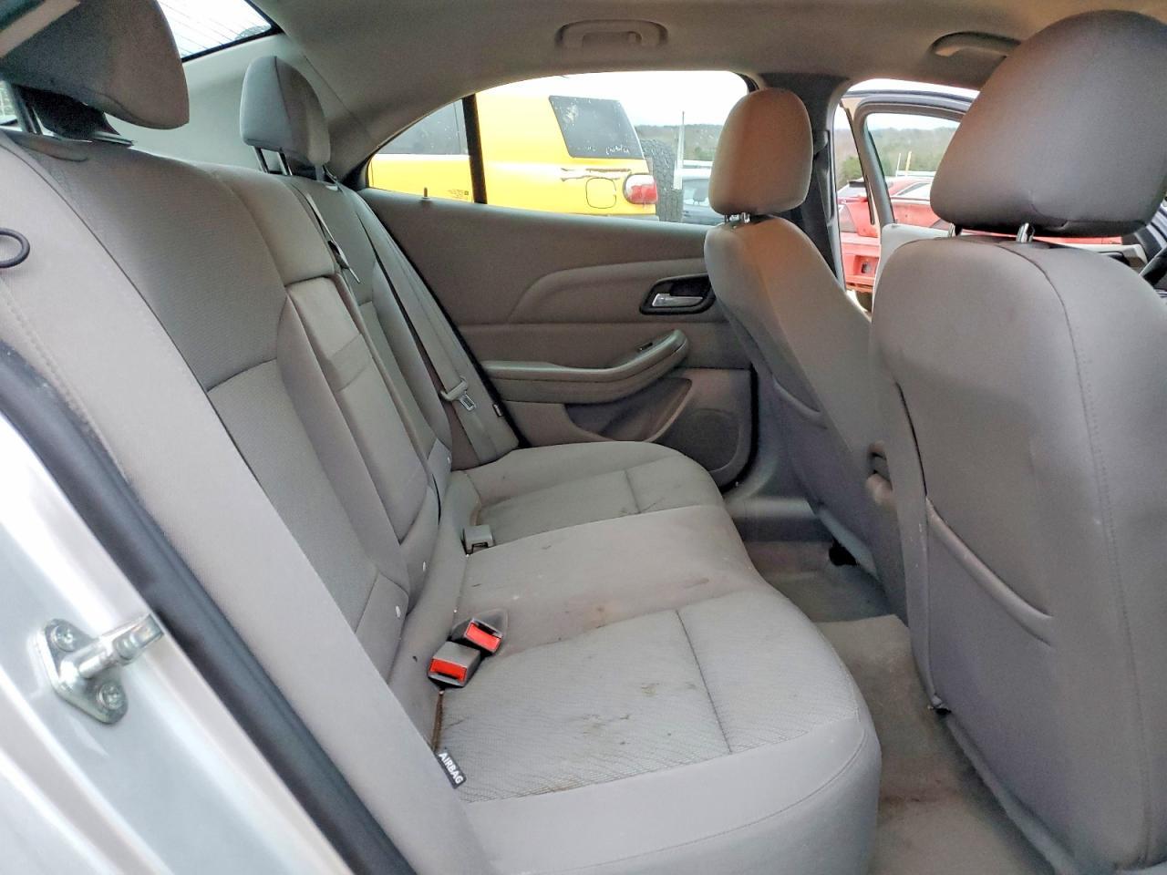 2013 Chevrolet Malibu Ls - zdjęcie 10