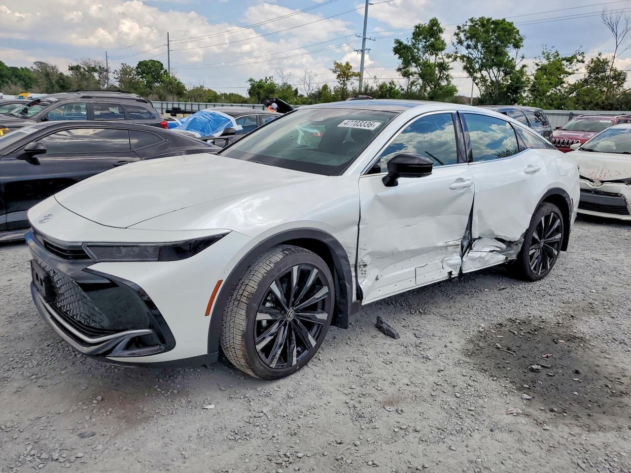 2026 Toyota Crown Platinum - zdjęcie główne