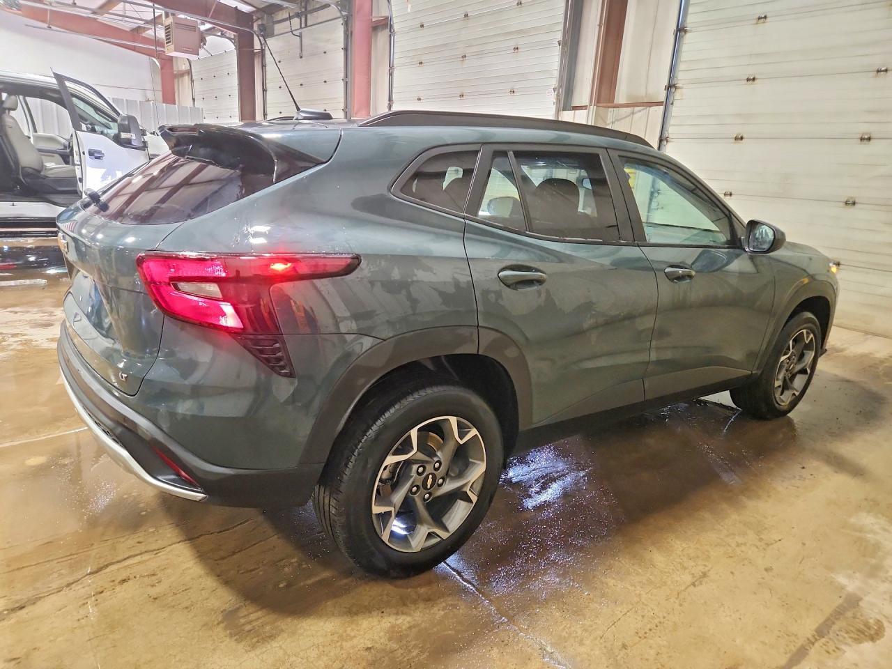 2025 Chevrolet Trax 1Lt - zdjęcie 3