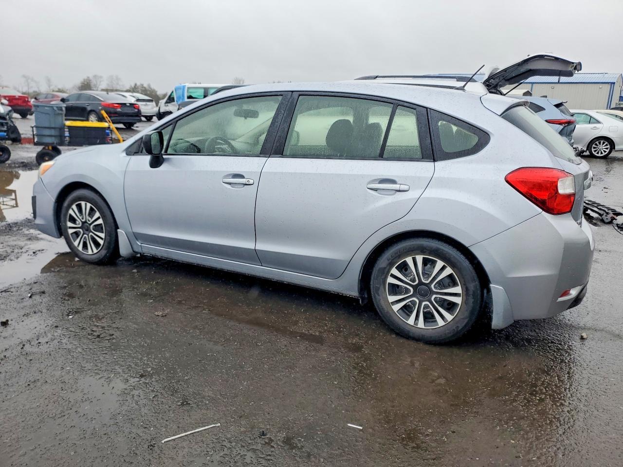 2014 Subaru Impreza - zdjęcie 2