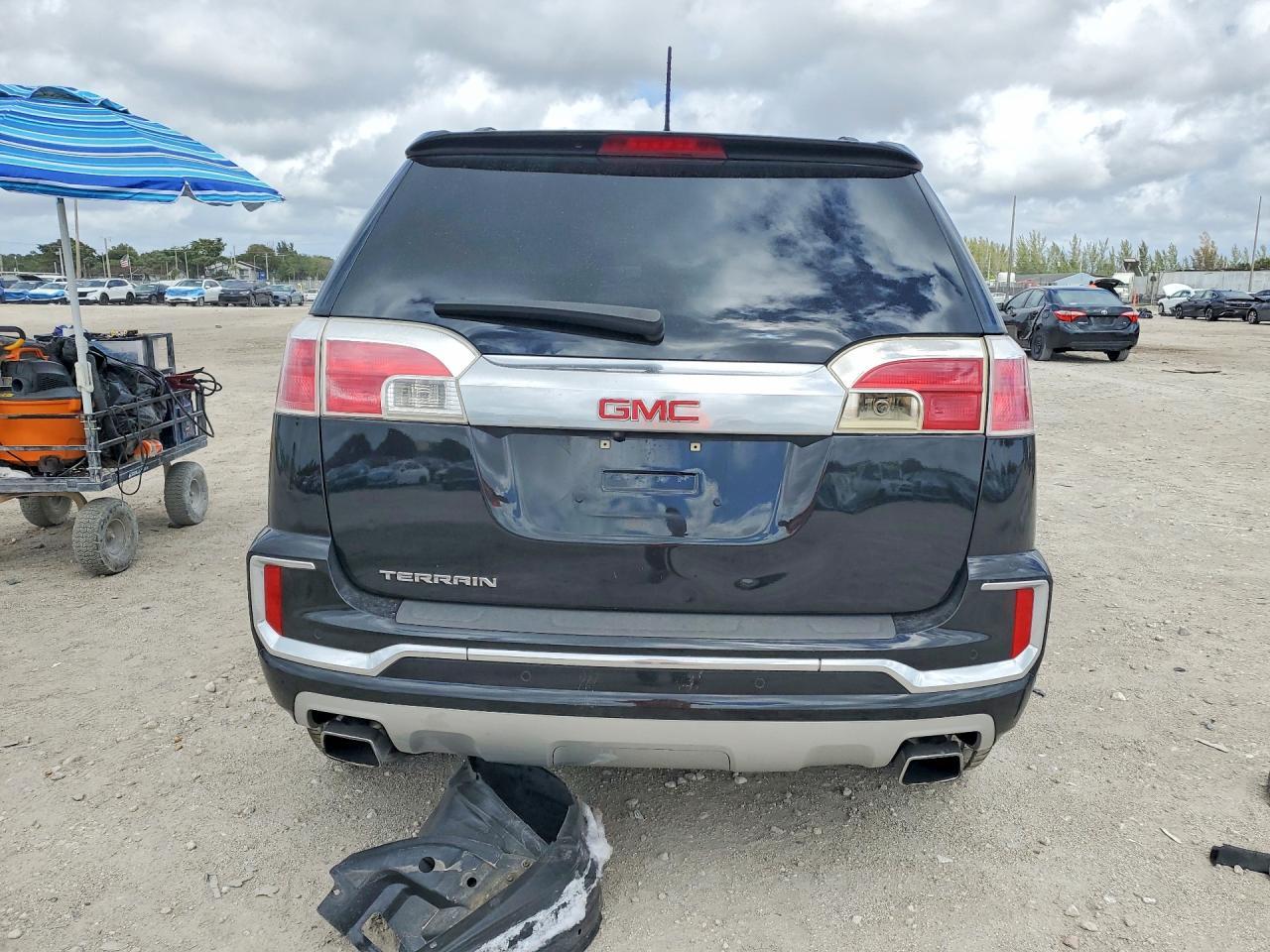 2017 GMC Terrain Denali - zdjęcie 6