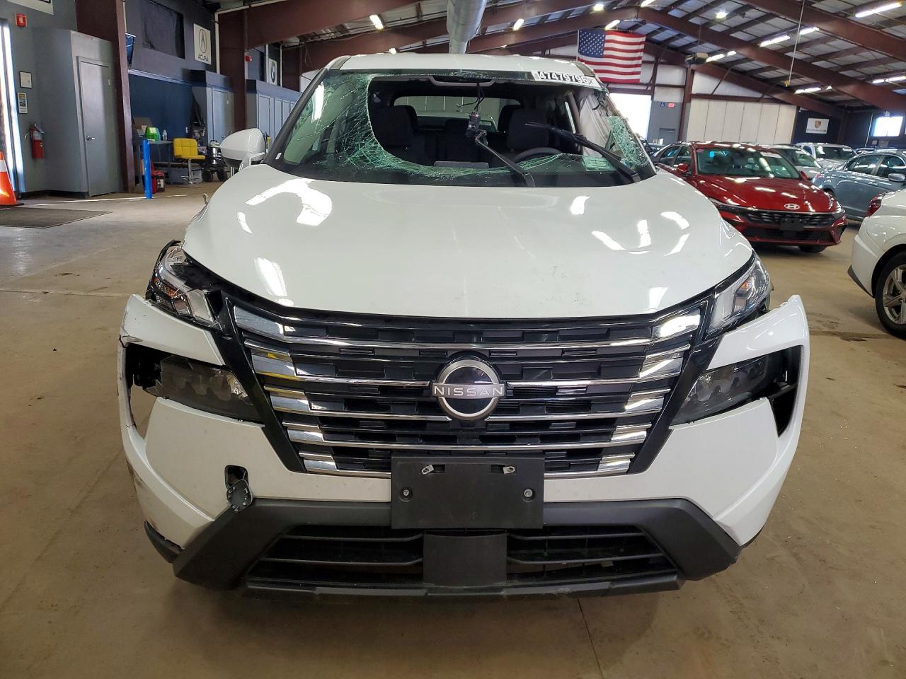 2025 Nissan Rogue Sv - zdjęcie 5