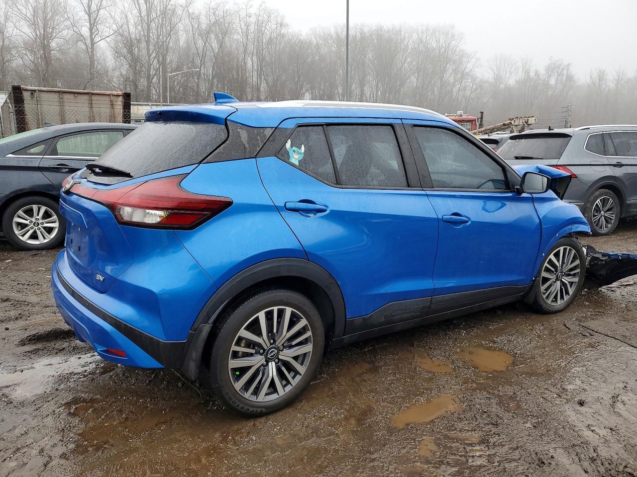 2023 Nissan Kicks Sv - zdjęcie 3