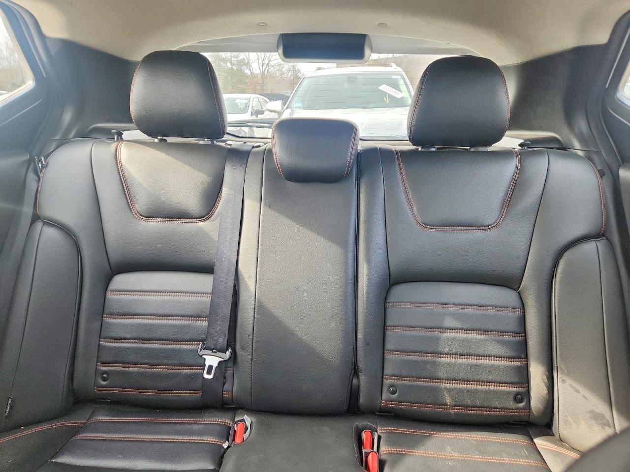 2020 Nissan Kicks Sr - zdjęcie 10