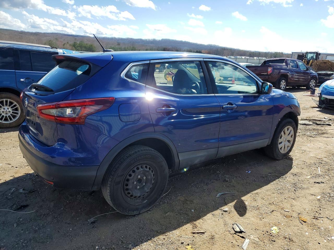 2020 Nissan Rogue Sport S - zdjęcie 3