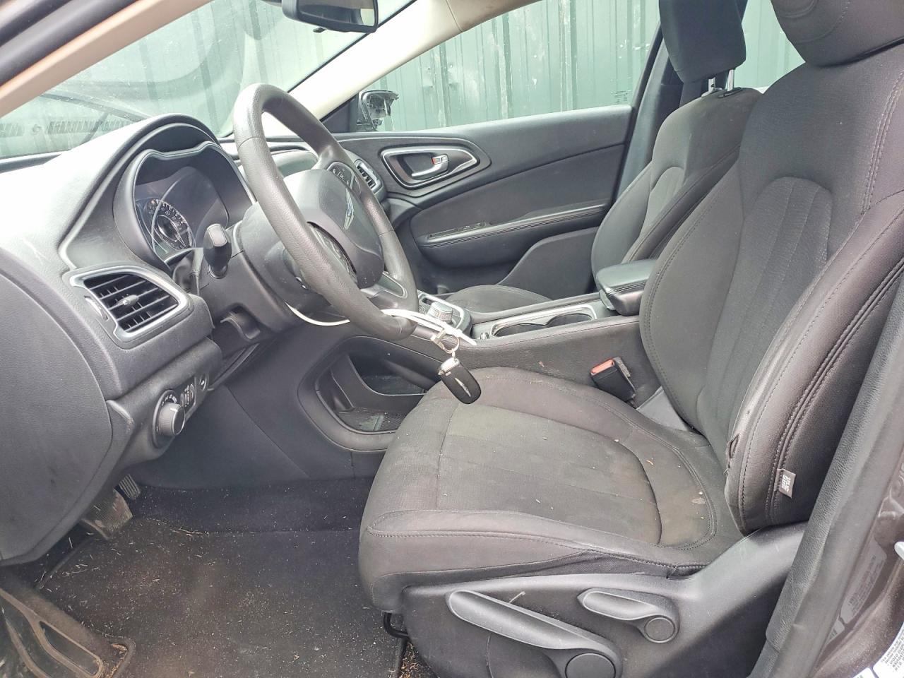 2015 Chrysler 200 Limited - zdjęcie 7