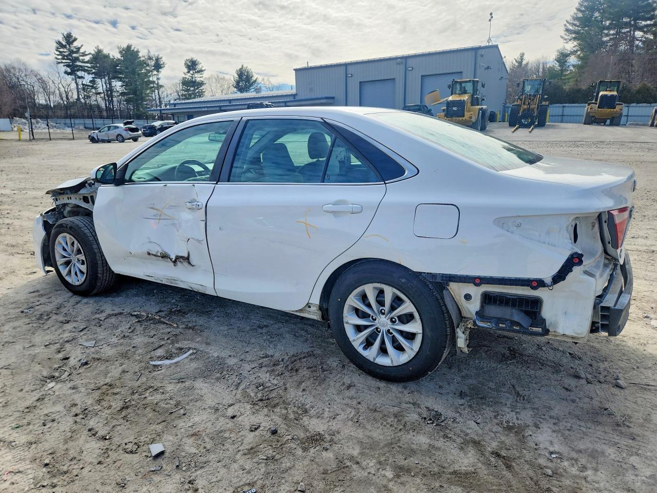 2017 Toyota Camry - zdjęcie 2