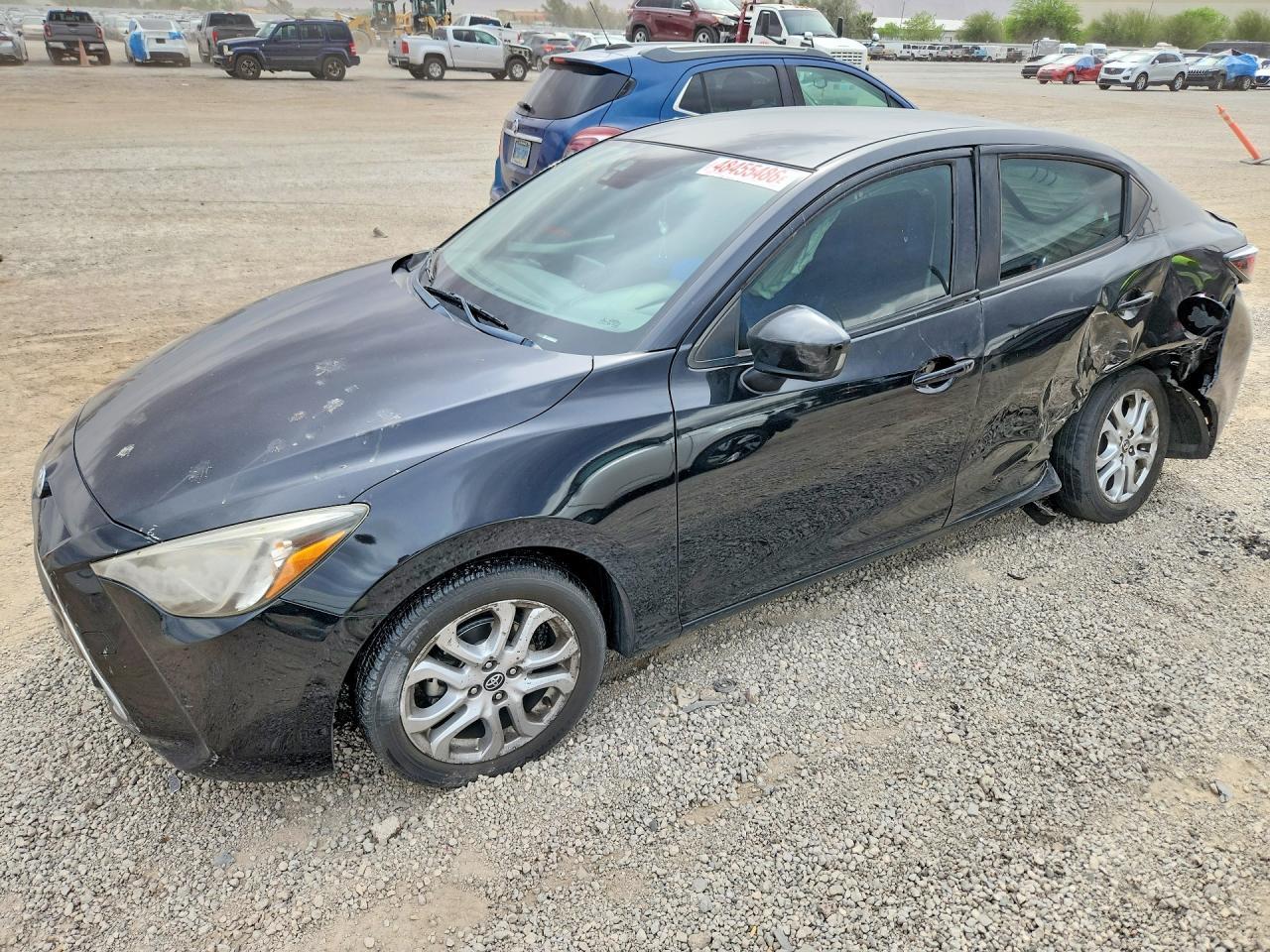 2016 Toyota Yaris - zdjęcie główne