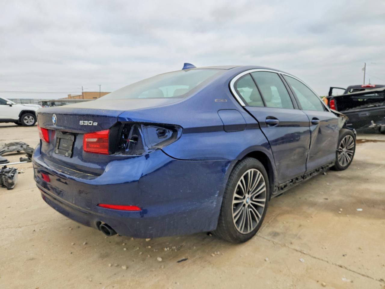 BMW Seria 5 - zdjęcie 3