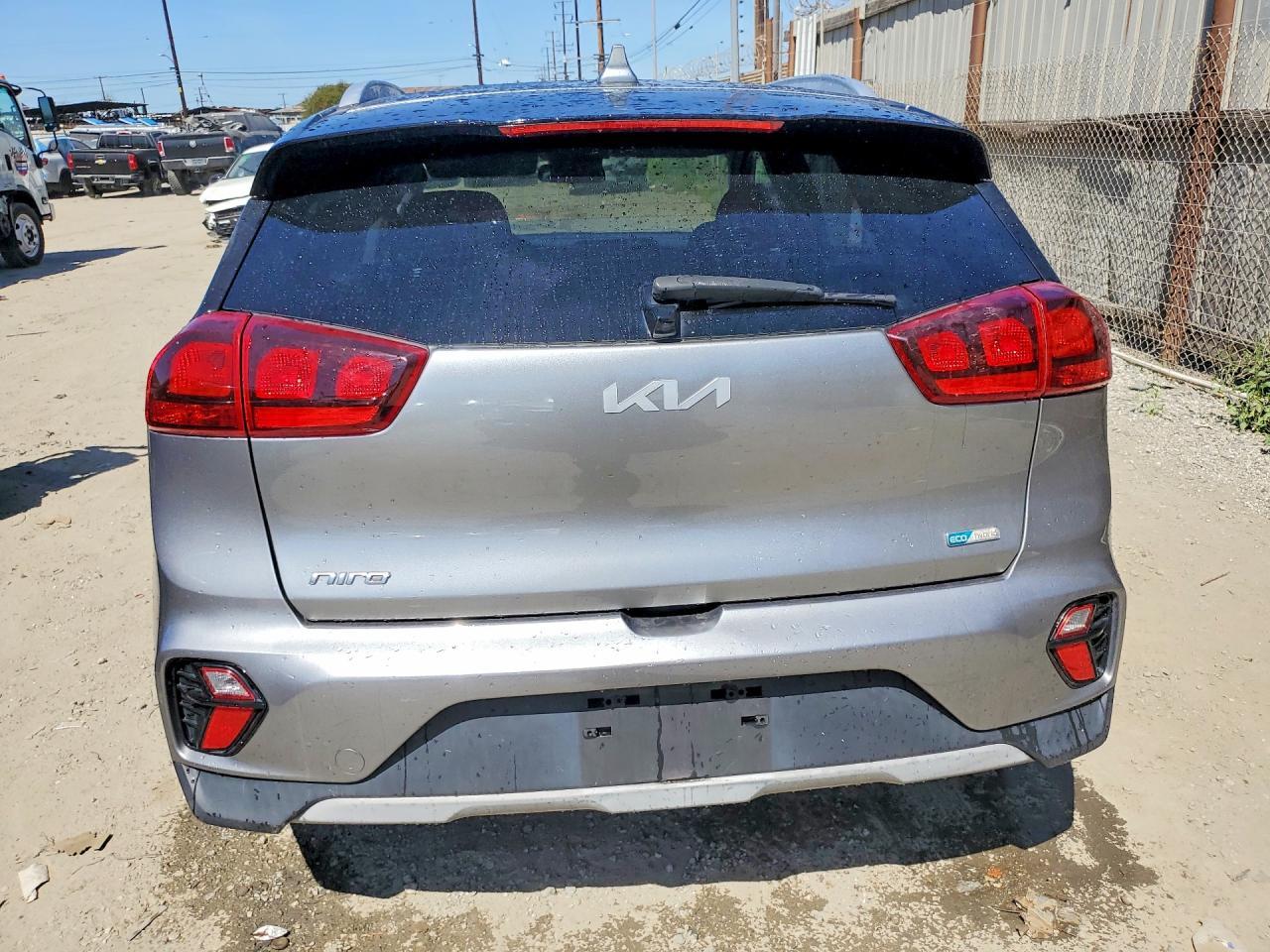 2022 Kia Niro Lxs - zdjęcie 6