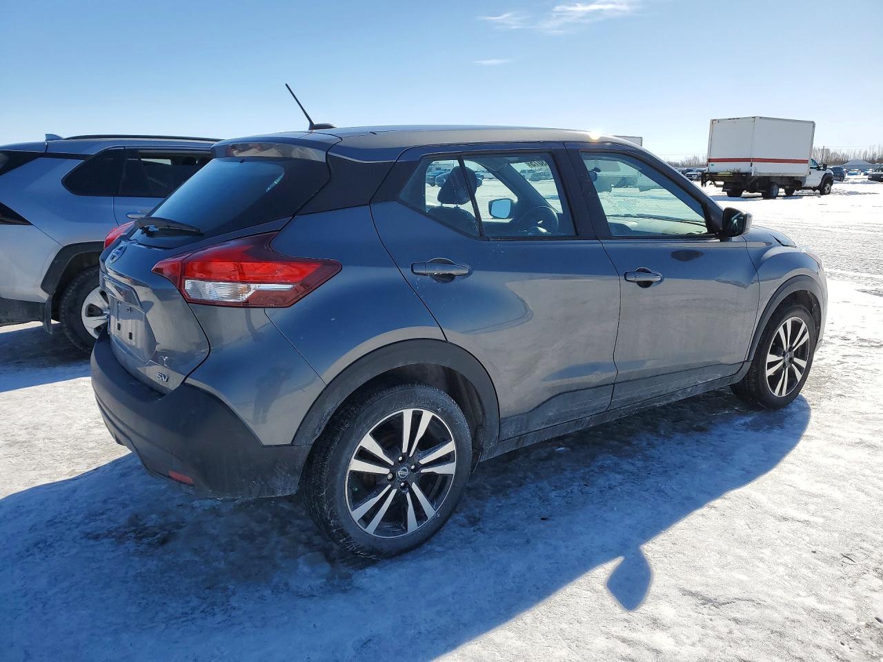 2019 Nissan Kicks S - zdjęcie 3