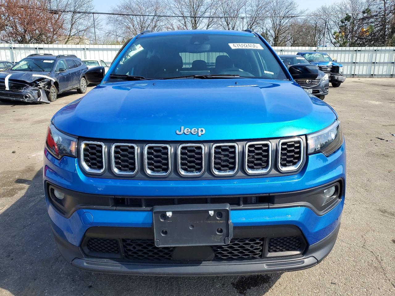 2024 Jeep Compass Latitude - zdjęcie 5