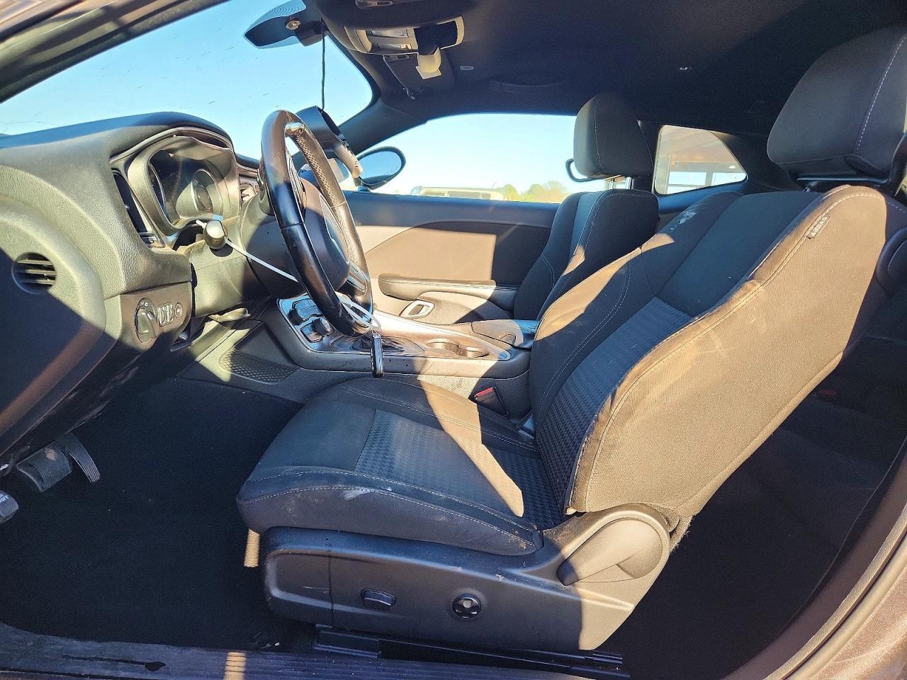 2020 Dodge Challenger Sxt - zdjęcie 7