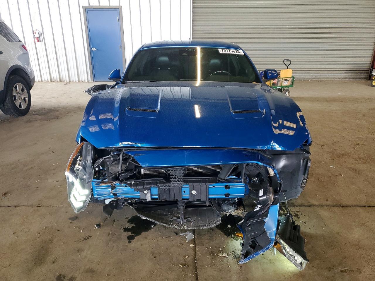 2021 Ford Mustang Gt - zdjęcie 5