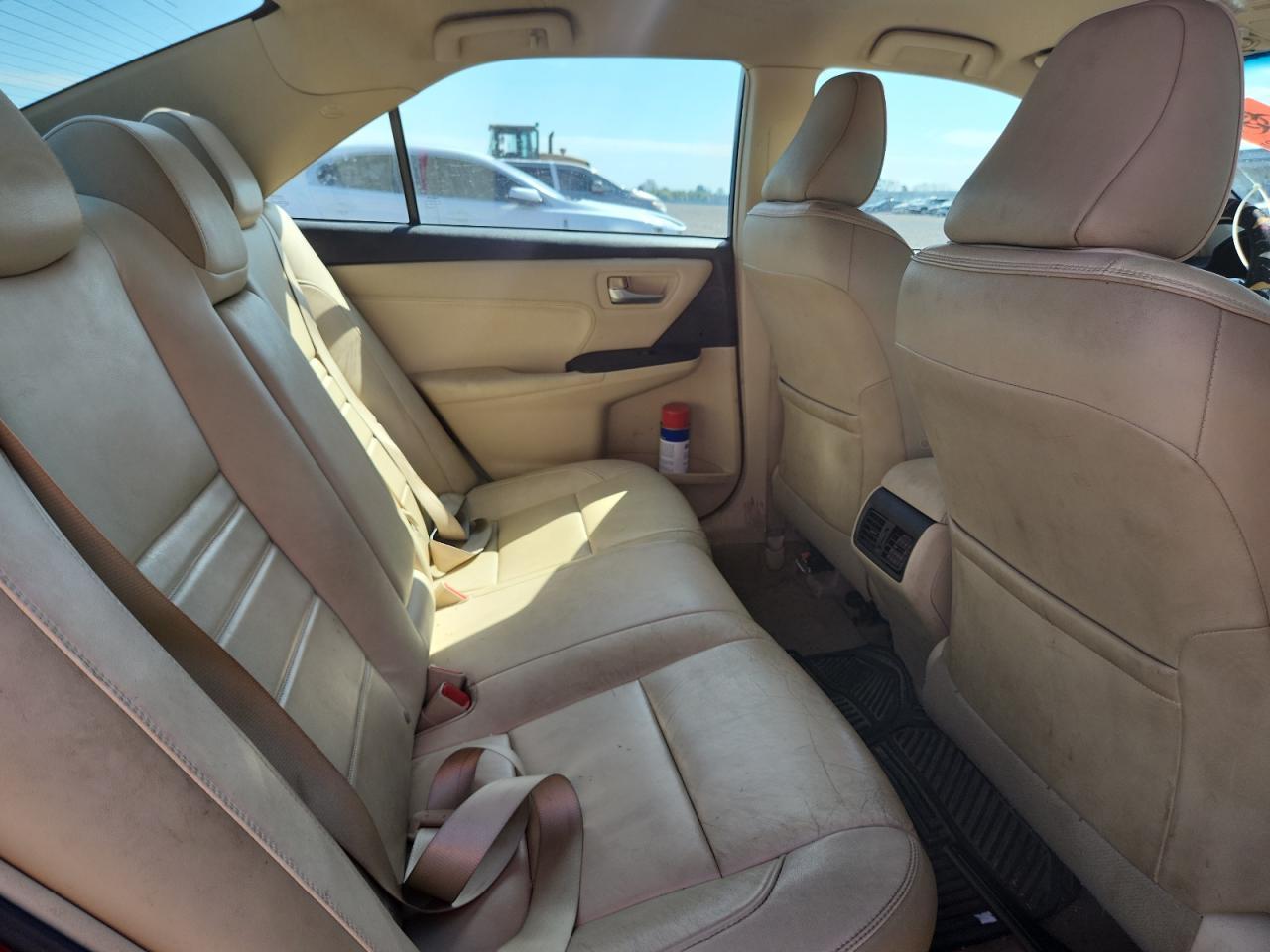 2016 Toyota Camry Xle - zdjęcie 10