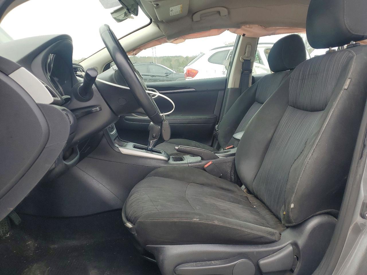 2019 Nissan Sentra Sv - zdjęcie 7