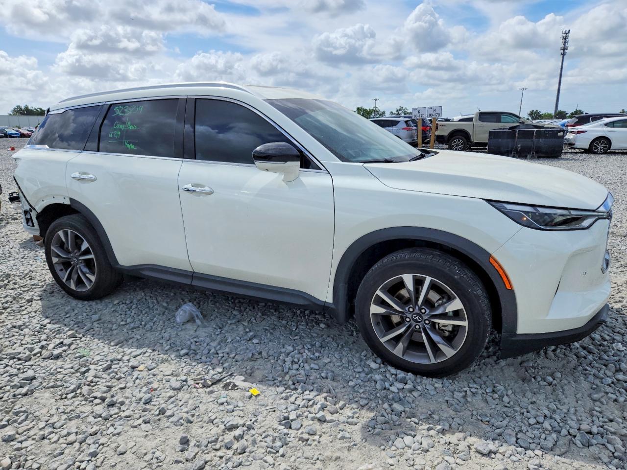 2024 Infiniti Qx60 Luxe - zdjęcie 4