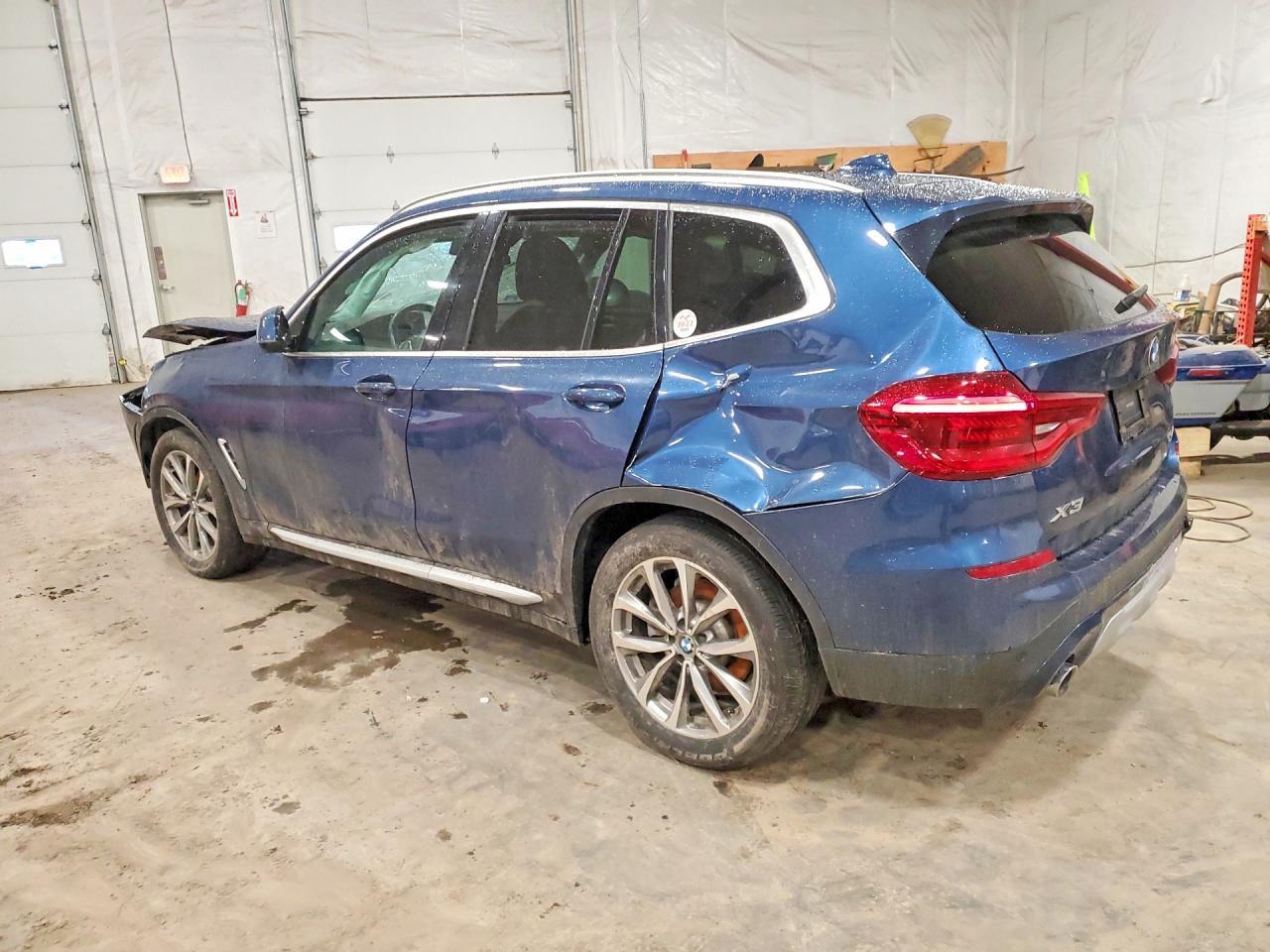 2019 BMW X3 xDrive30I - zdjęcie 2