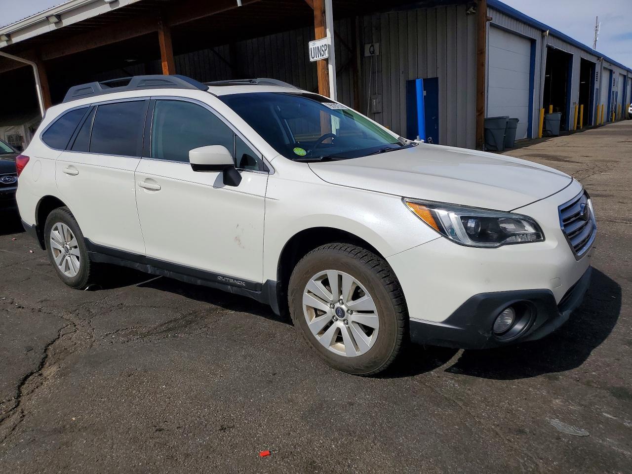 2015 Subaru Outback 2.5I Premium - zdjęcie 4