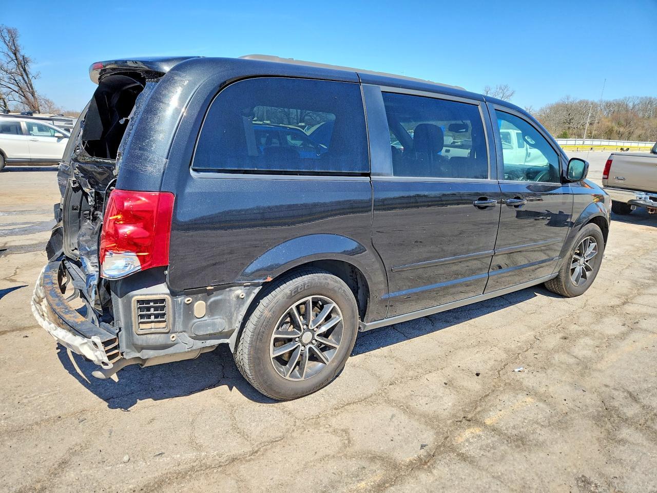 2015 Dodge Grand Caravan R - zdjęcie 3